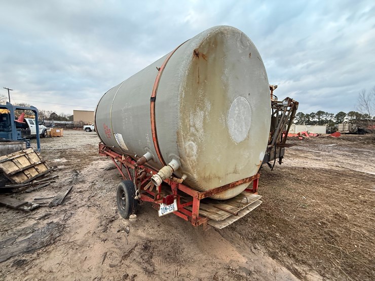8’-dia-x-13’l-110-bbl-fiberglass-storage-tank-on-s/a-bumper-pull-trailer-image-11