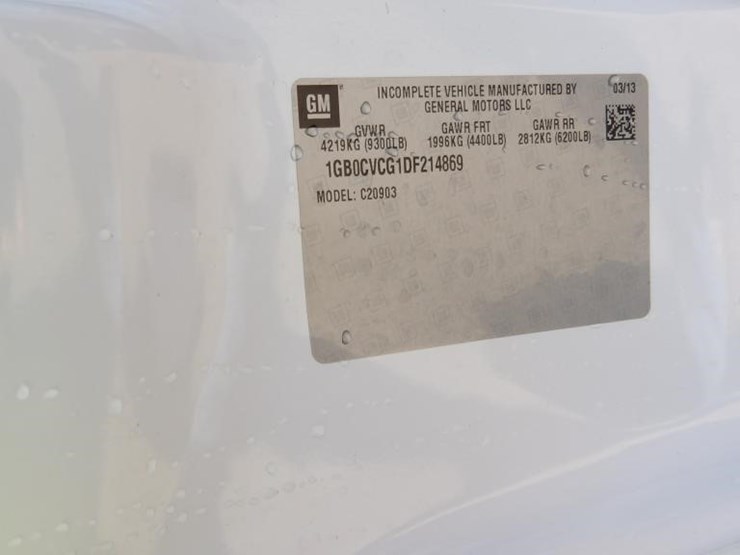 2013-chevrolet-silverado-2500-image-21