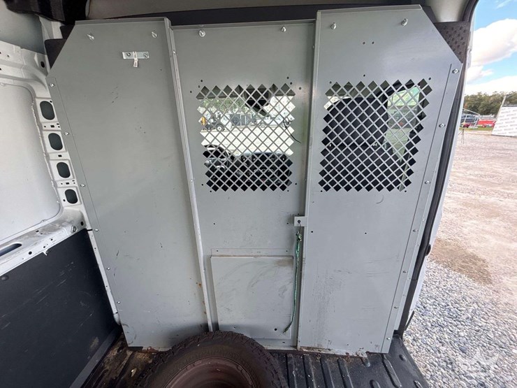 2018-ram-promaster-2500-image-14