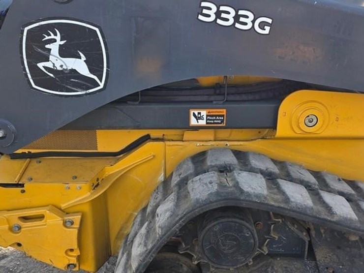 2022-deere-333g-image-15