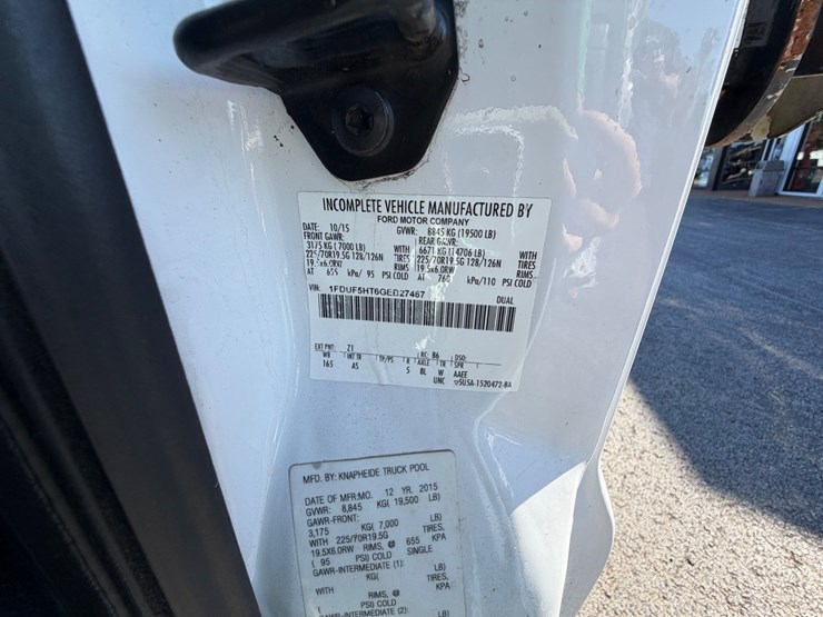 2016-ford-f550-image-37