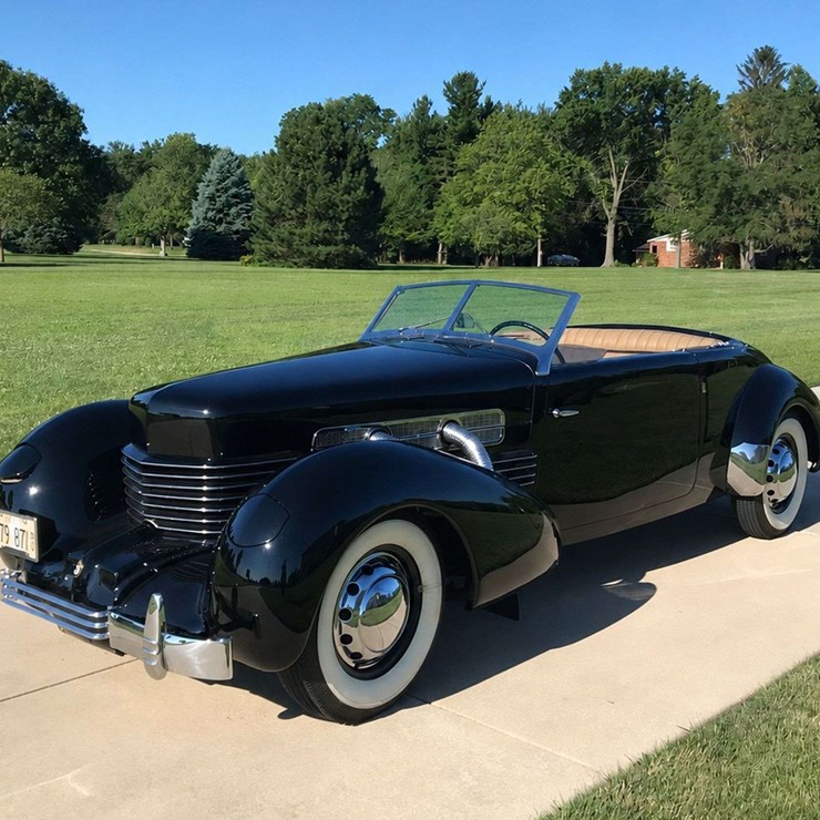 1937 Cord 812 Supercharged Phaeton