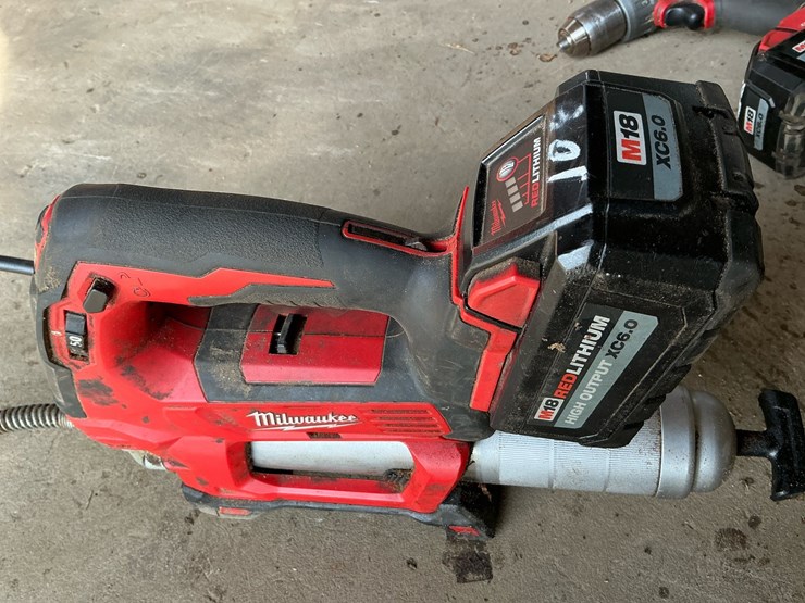 #108-•-milwaukee-m18-cordless-tool-lot:-2706-20-hammer-drill,-2646-20-grease-gun,-48-59-1808-rapid-charger-&-batteries-image-11