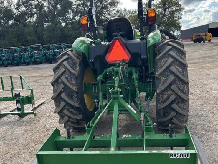 john-deere-5050e-image-5