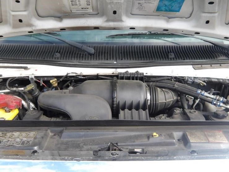 2016-ford-e450-image-10