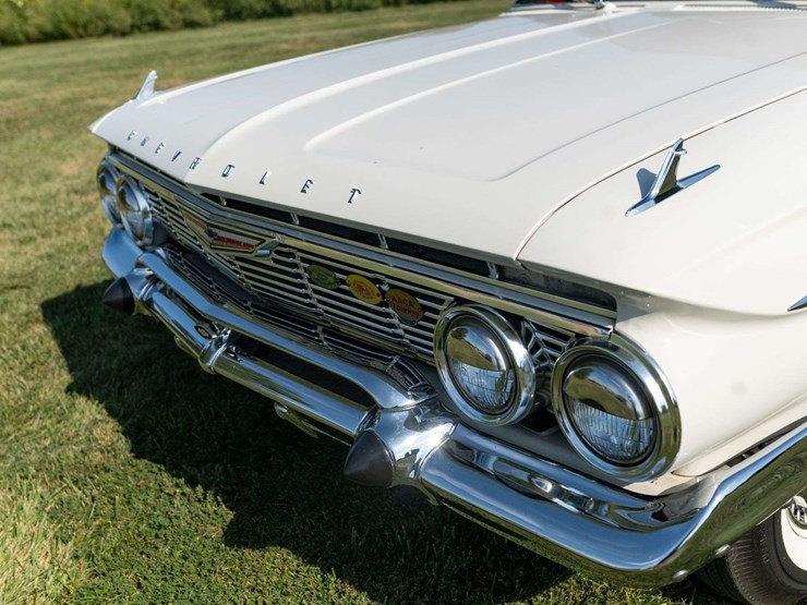 1961-chevrolet-impala-convertible-unrestored-original-image-48