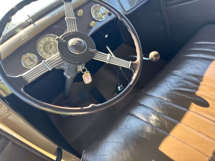 1935-ford-deluxe-phaeton-image-79