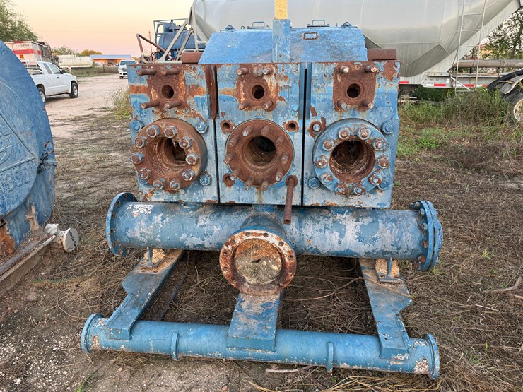 hhf-1600-5k-wp-1,600-hp-triplex-mud-pump-image-8