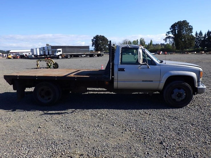 2000-gmc-3500-image-4