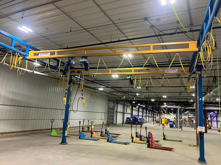 gorbel-2,000-lb.-capacity-dual-bridge-self-supporting-free-standing-crane-system,-24'-x-24'-frame,-1-image-4