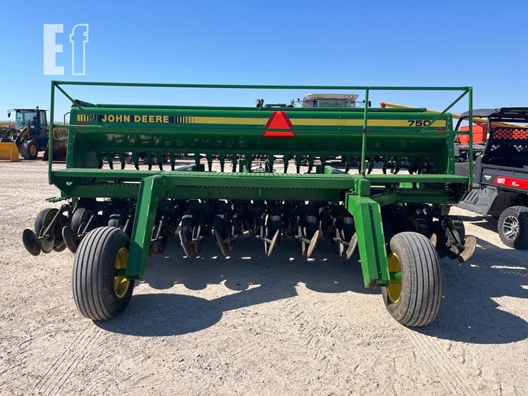 1990-john-deere-750-image-9