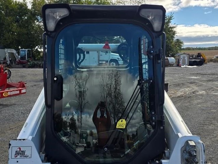 2023-bobcat-s740-image-37