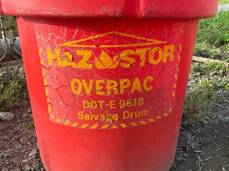 #187-•-haz-stor-overpac-dot-e-9618-polyethylene-salvage-drum-image-4