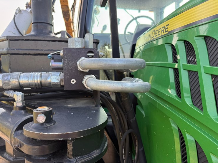 2017-john-deere-6110m-image-46