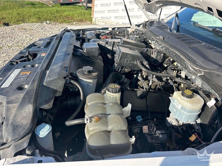 2022-ford-f350-image-9
