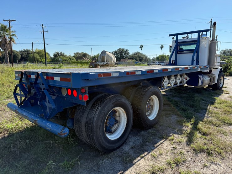 1990-peterbilt-357-image-6