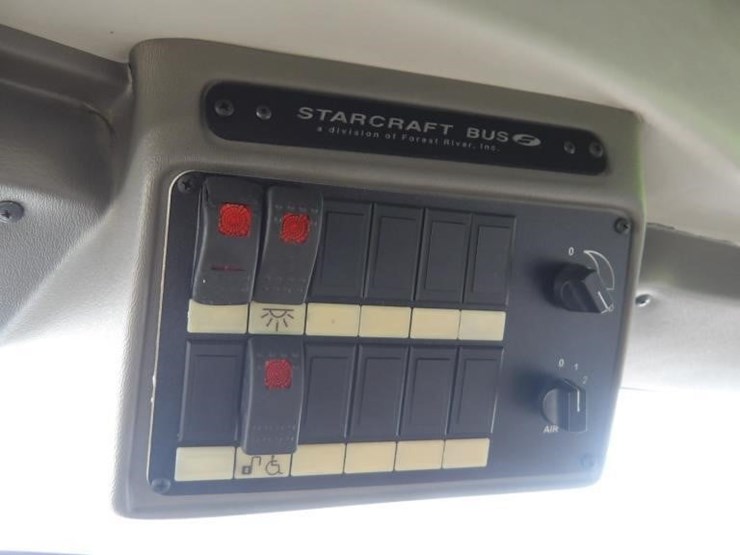 2017-ford-e450-image-22