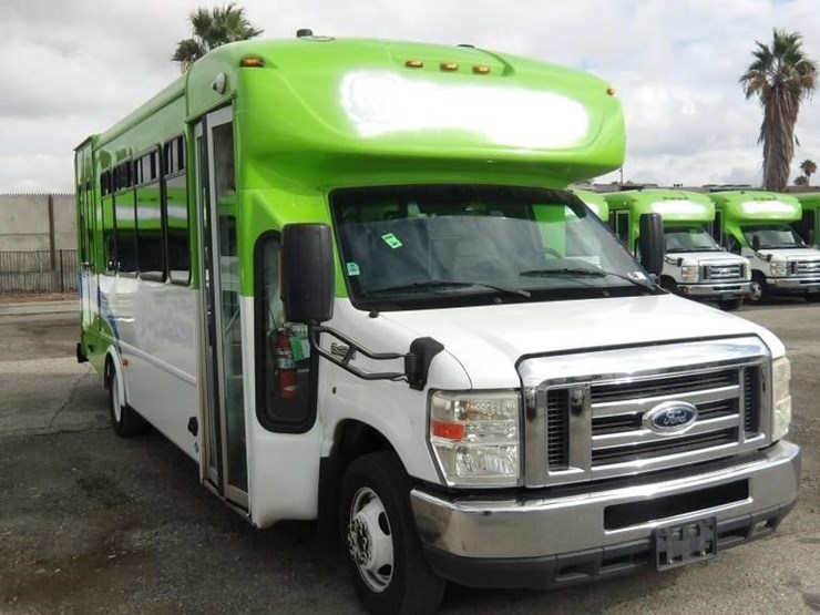 2018-ford-e450-image-2