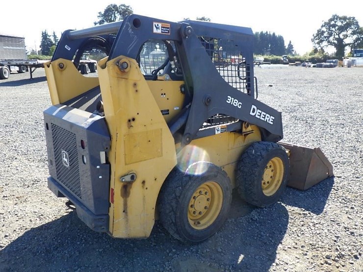 deere-318g-image-5