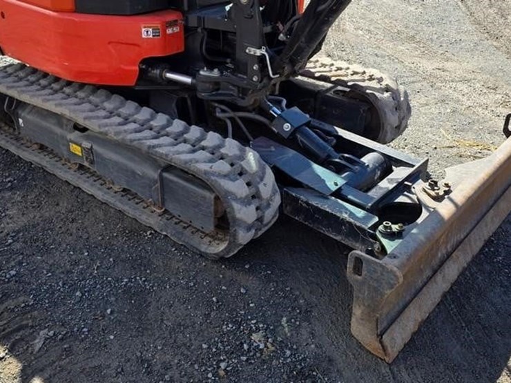 2025-kubota-kx033-4-image-28