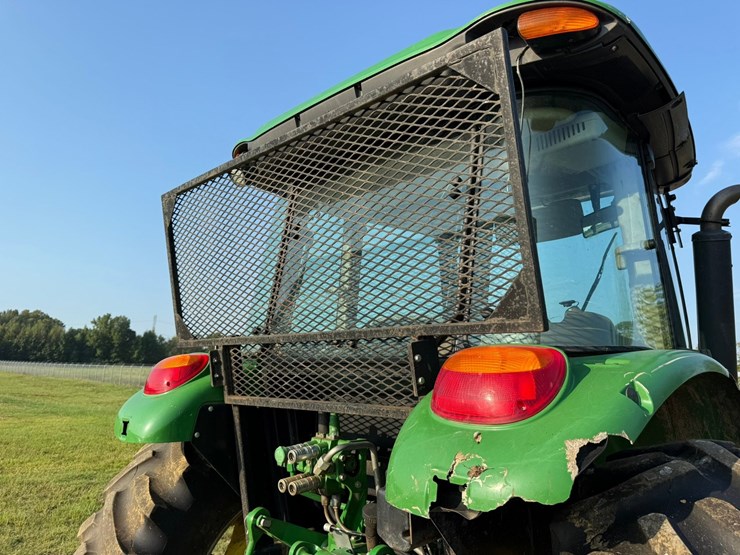 2019-john-deere-5090e-image-22