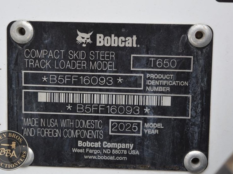 2025-bobcat-t650-image-25