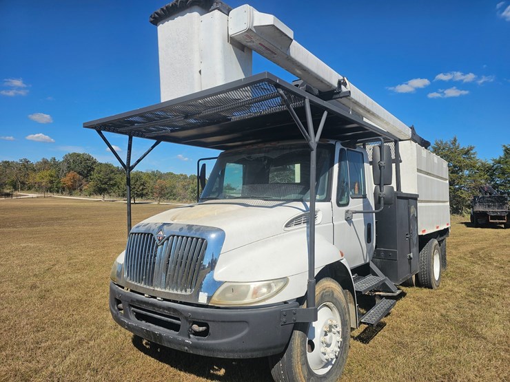 2005-international-durastar-4300-image-1