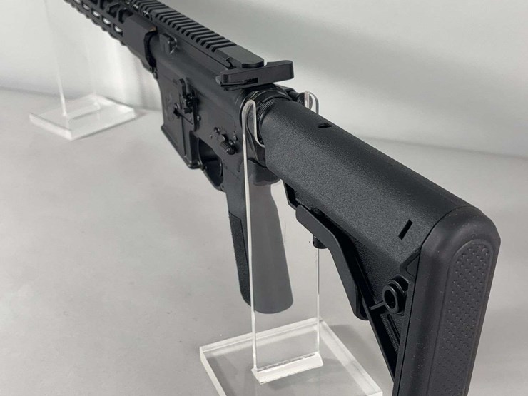 radical-firearms-rf-15-5.56mm-rifle-sn#-25-088585,-adjustable-stock,-manual,-in-original-box-image-8