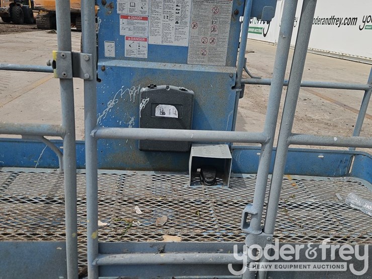 2012-genie-s65-image-14