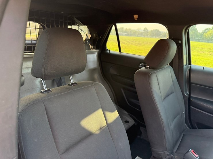 2018-ford-explorer-image-42