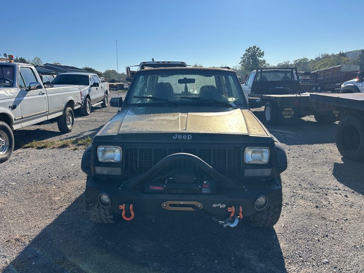 1996-jeep-cherokee-image-3