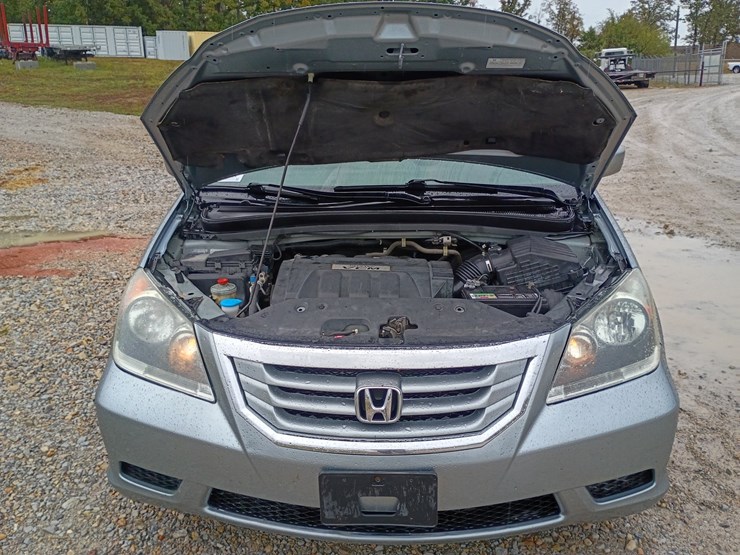 2008-honda-odyssey-image-13