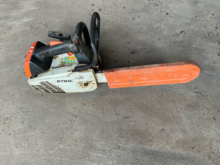 #115-•-stihl-ms-192-tc-top-handle-chainsaw-with-14"-bar-image-3