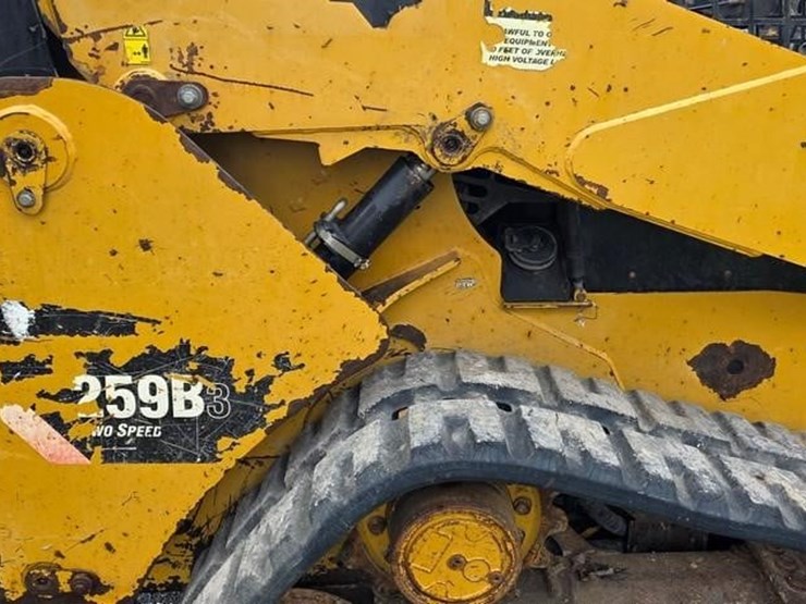 2012-caterpillar-259b3-image-26