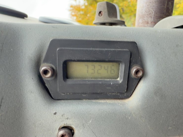 2008-caterpillar-cb-534dxw-image-22