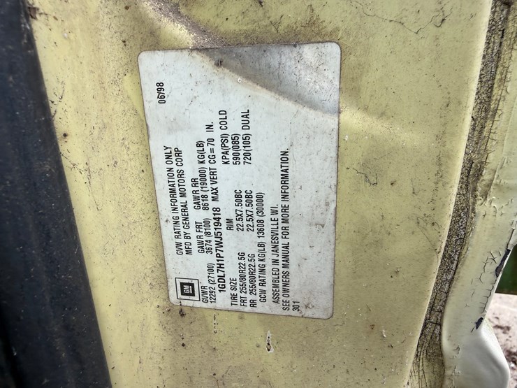 #10597-•-*inop-1998-gmc-c7500-daycab-s/a-grabage-truck-1gdl7h1p7wj519418-inv#10597-image-76
