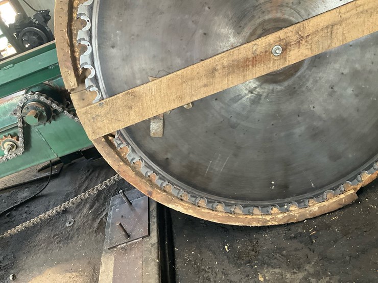 #137-•-large-insert-tooth-circular-saw-blade-image-4