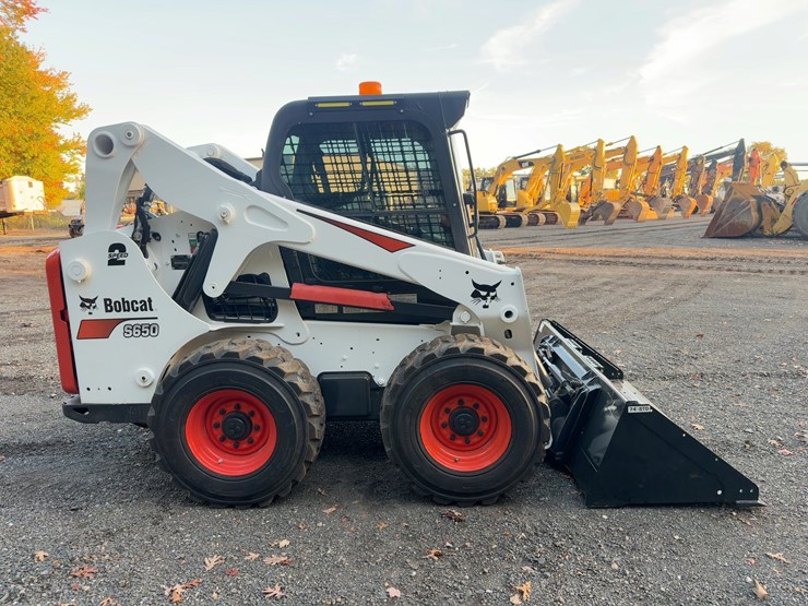 2019-bobcat-s650-image-6