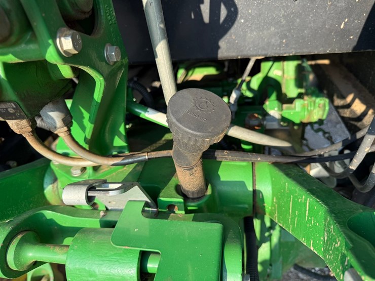 2019-john-deere-5090e-image-31