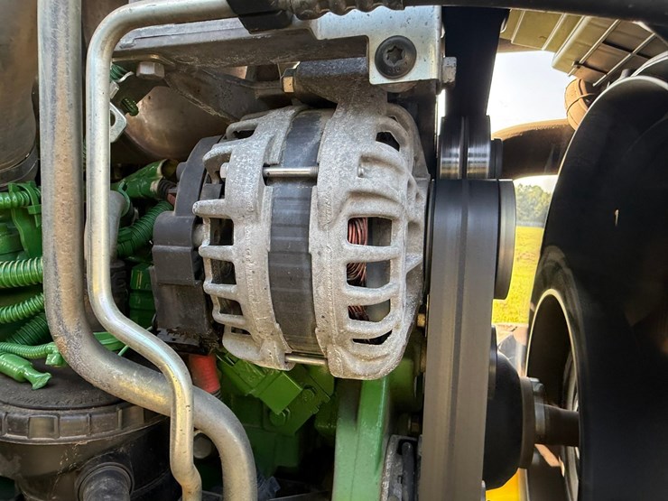 2017-john-deere-6110m-image-78