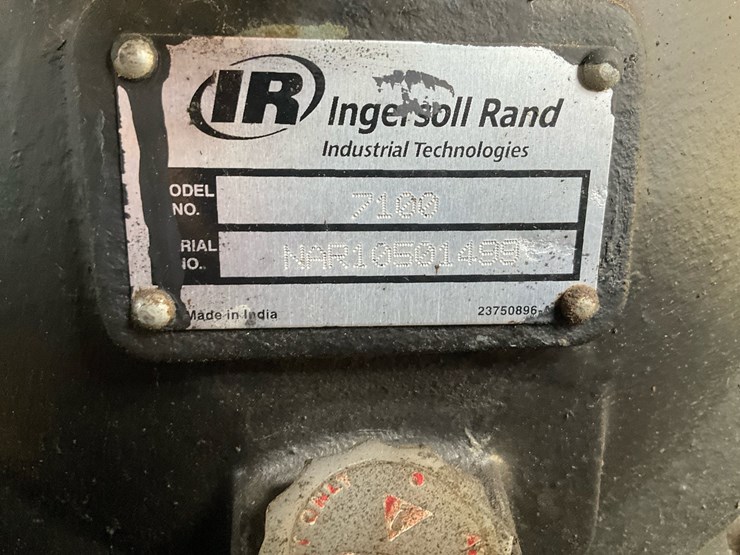 #157-•-ingersoll-rand-7100-industrial-air-compressor-pump-image-4