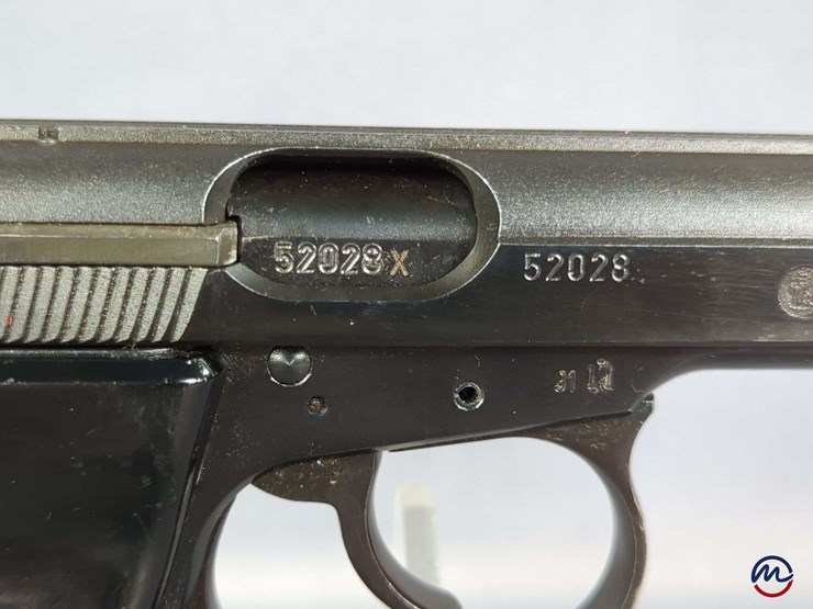 cz/-cai-83-9mm-browning/-.380-pistol-sn#-52028,-,-in-box-image-10