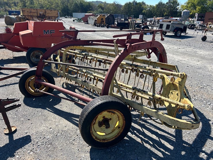 new-holland-56-image-3