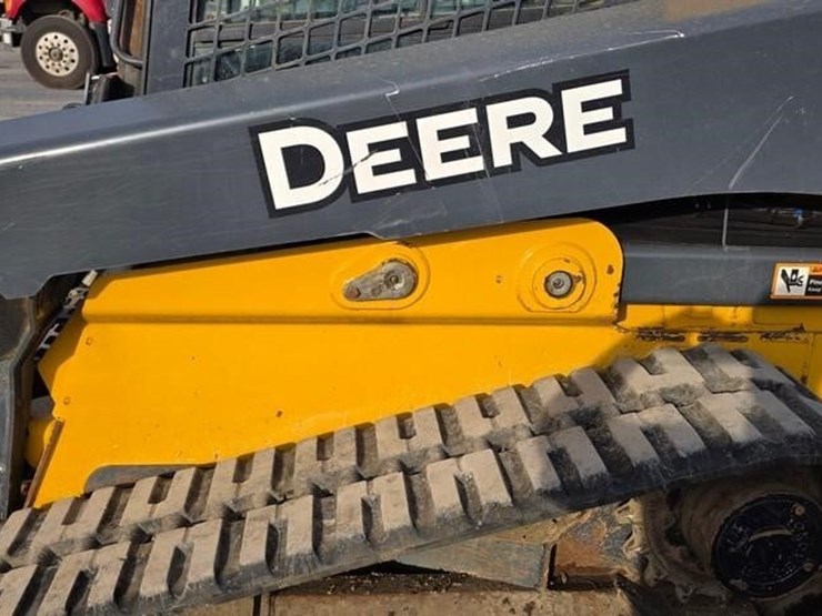 2019-deere-333g-image-28