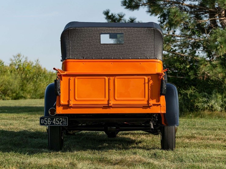 1933-ford-v8-roadster-pickup-image-9