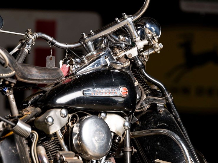 1947-harley-davidson-"74"-knucklehead-image-32
