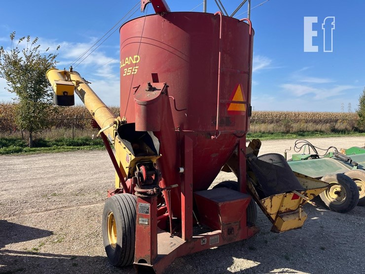 new-holland-355-image-2