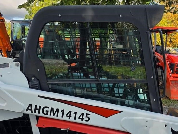 2018-bobcat-s550-image-13