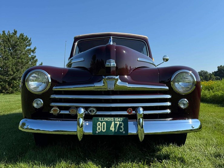 1947-ford-super-deluxe-sportsman-image-93