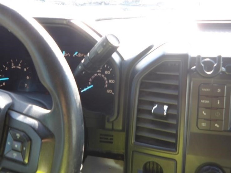 2019-ford-f150-image-24